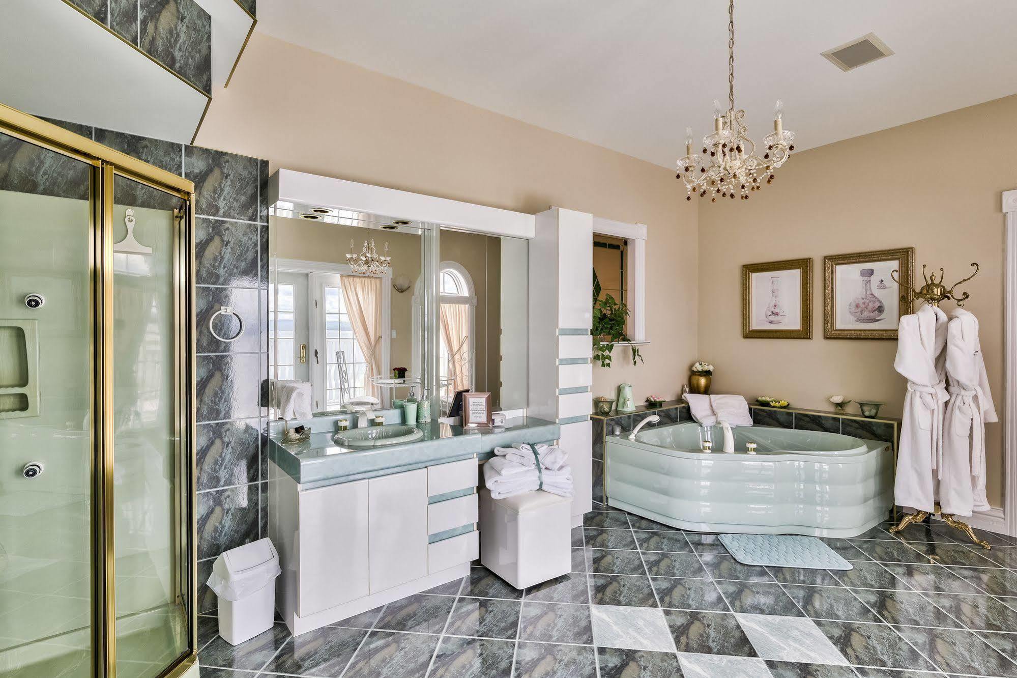 Greystone On Golden Lake Deacon Exterior foto